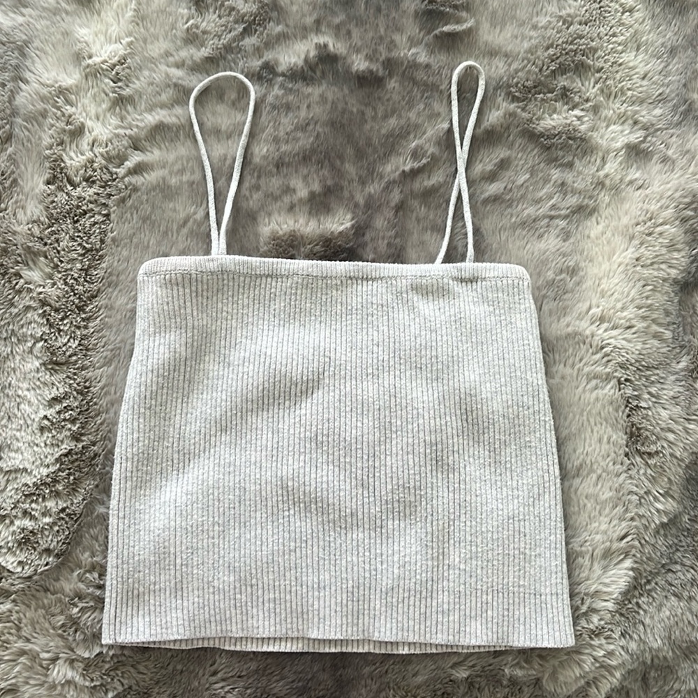 brandy melville crop tank top